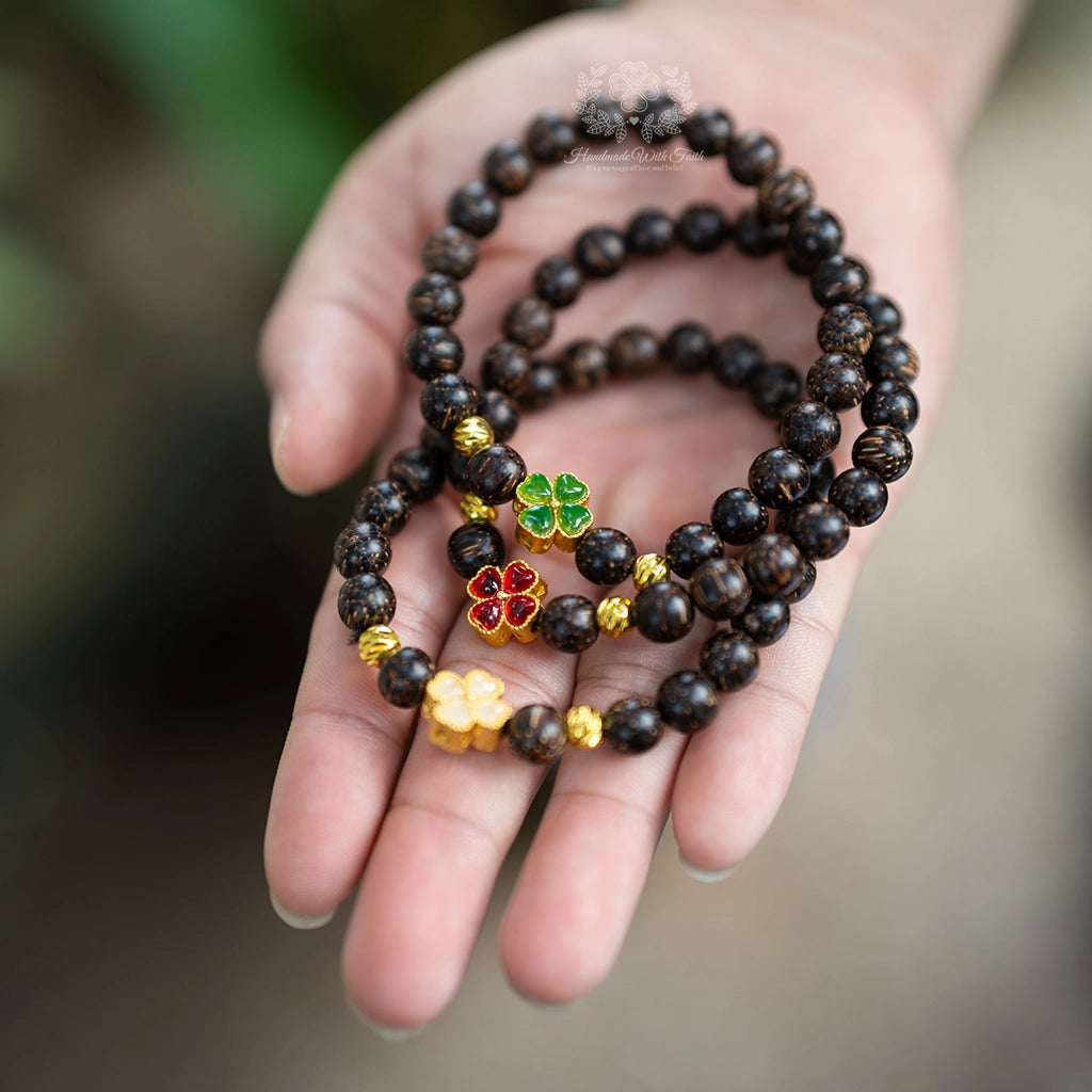 Grace & Faith – Red Clover Charm, Love That Redeems
