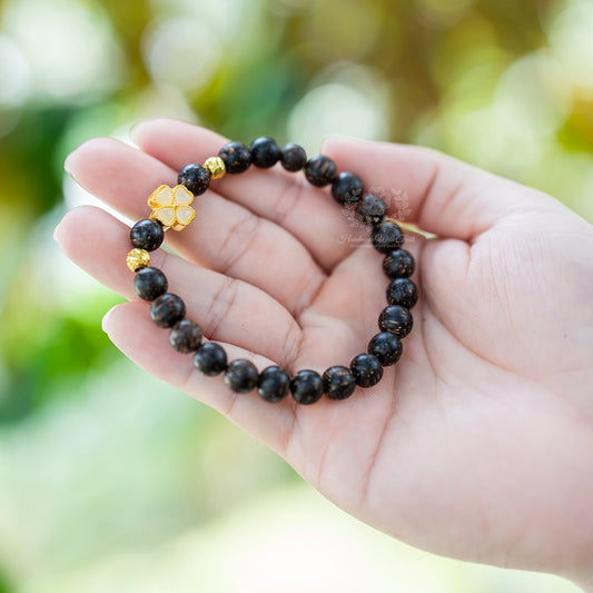 Golden Grace - Peace from the Lord – Yellow Clover Charm, Serenity in the Storm